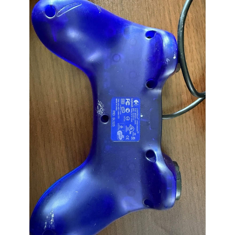 Logitech Precision (Model G-UG15) Blue Wired USB Video Game Controller - Picture 3 of 5